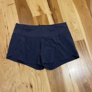 Lulu Lemon Speed Up  4” Shorts Size 6